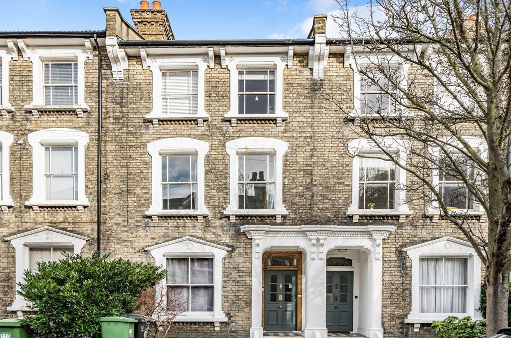 Property photo 1 of 14 Picture No. 01