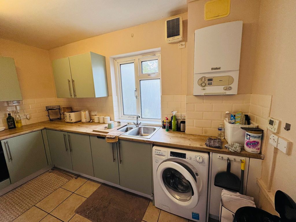 Property photo 3 of 20