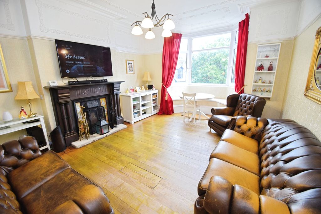 Property photo 3 of 24 B5d0ce29-Reception