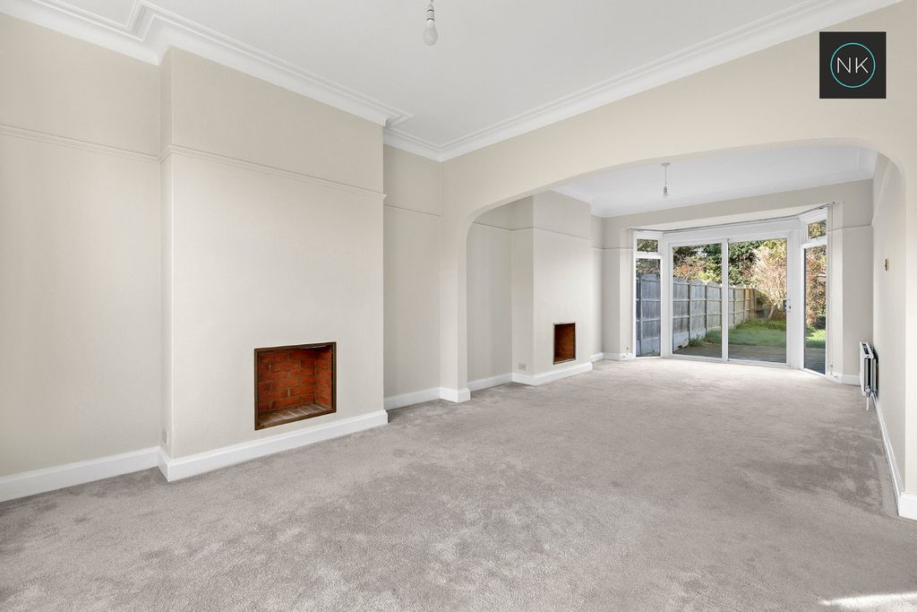 Property photo 2 of 26 5676662