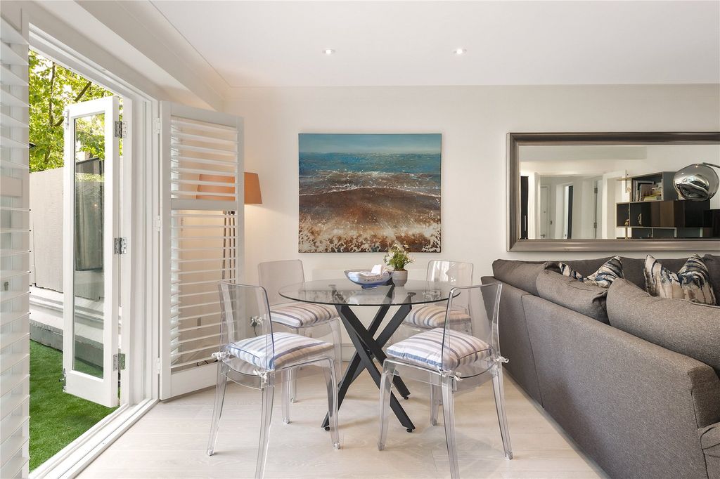 Property photo 3 of 10 Picture No. 05