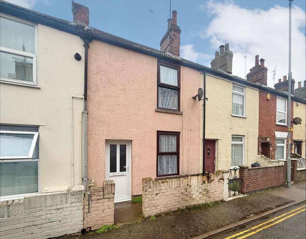 Property photo 1 of 8