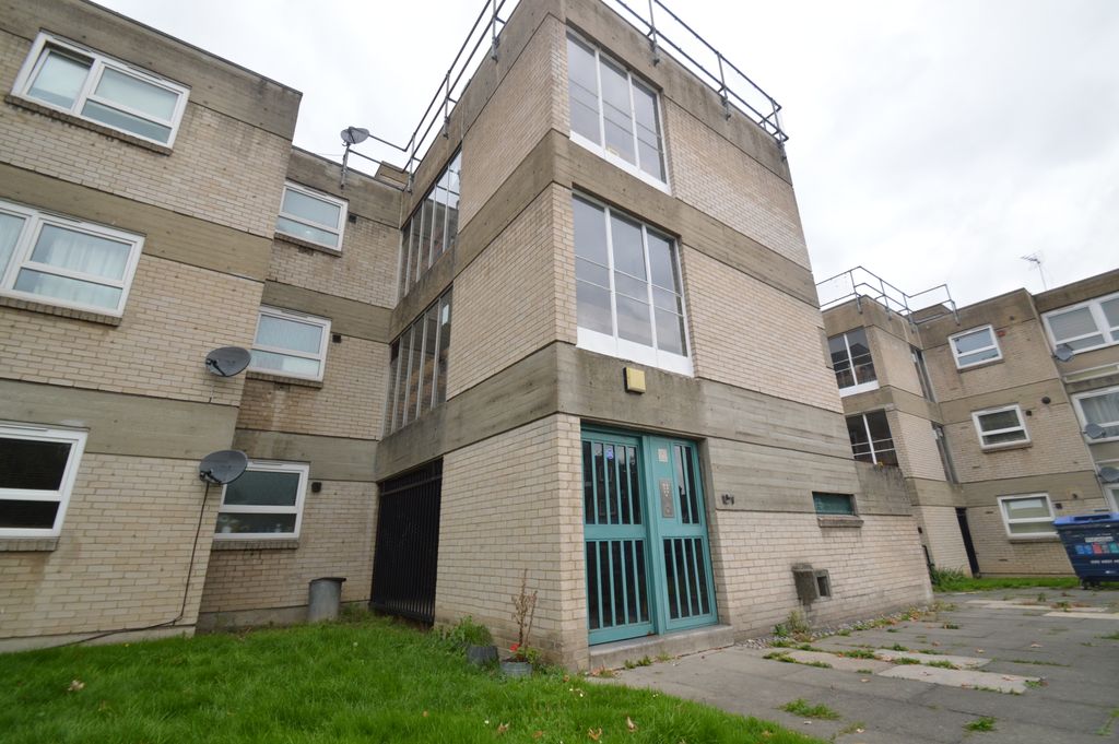 Property photo 1 of 5