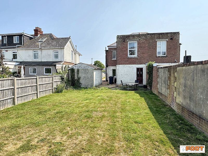 Property photo 2 of 14 Photo 6