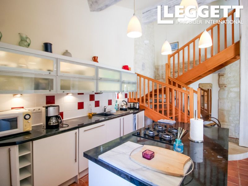 Property photo 3 of 10