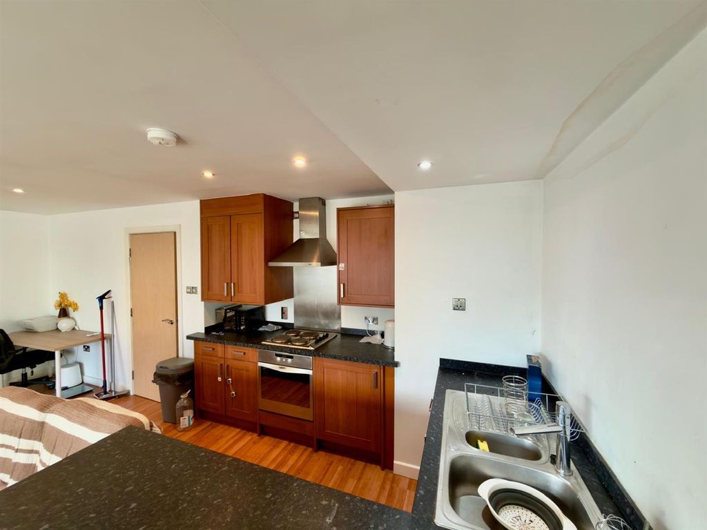 Property photo 3 of 9 37Fb6691-6A98-4472-8242-Ac16900F0Fdf.Jpg