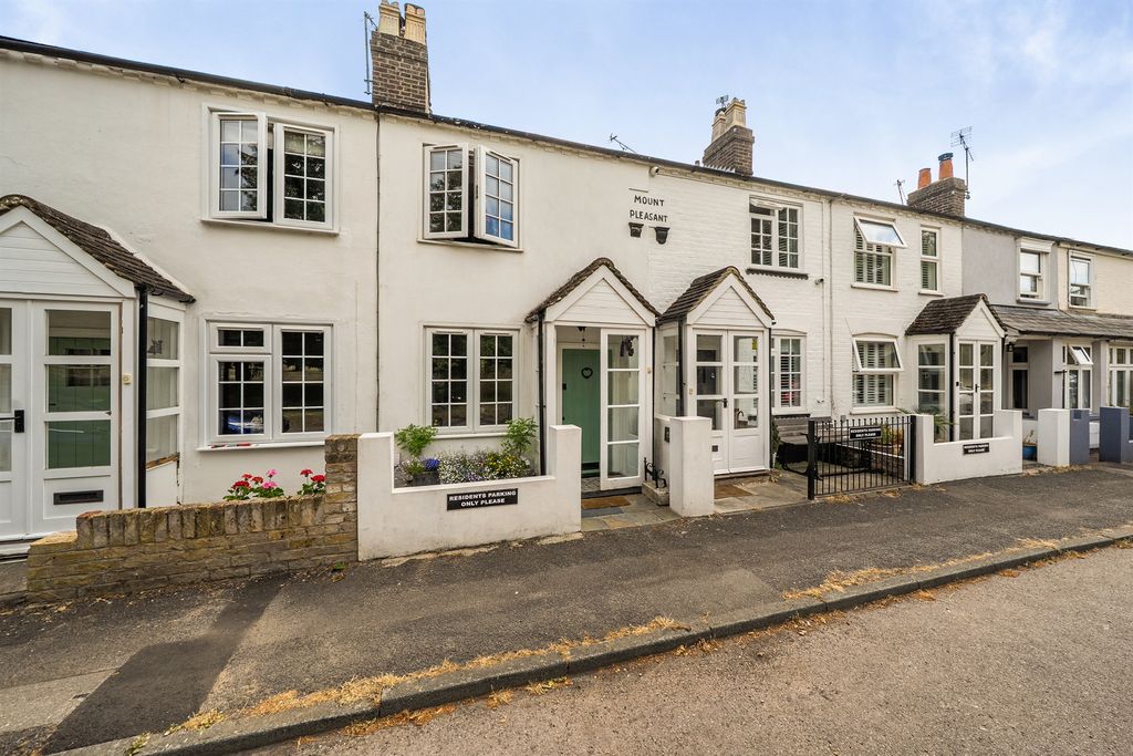 Property photo 1 of 19