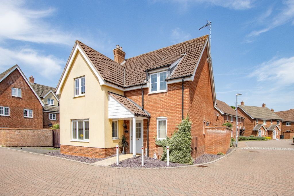 Property photo 1 of 25 5245341
