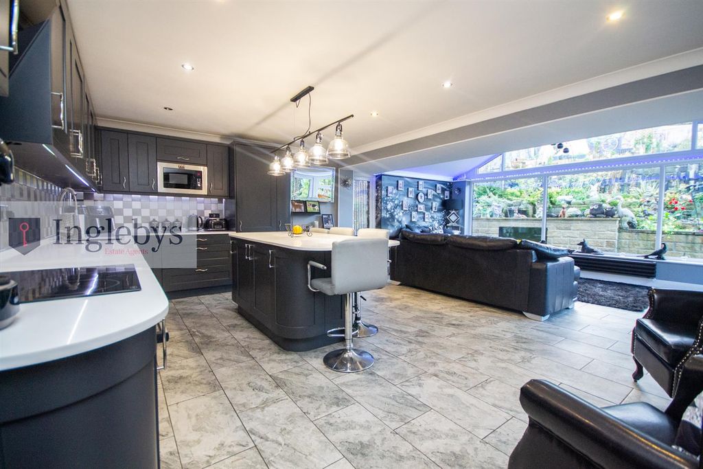 Property photo 2 of 52 Dsc_0411.Jpg