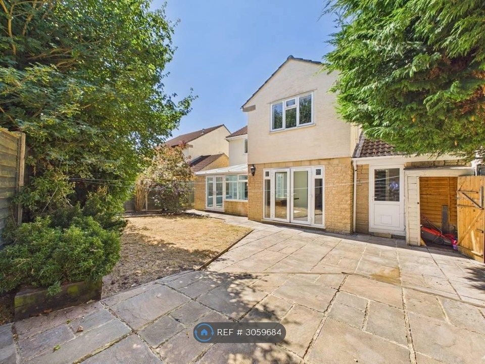 Property photo 2 of 20
