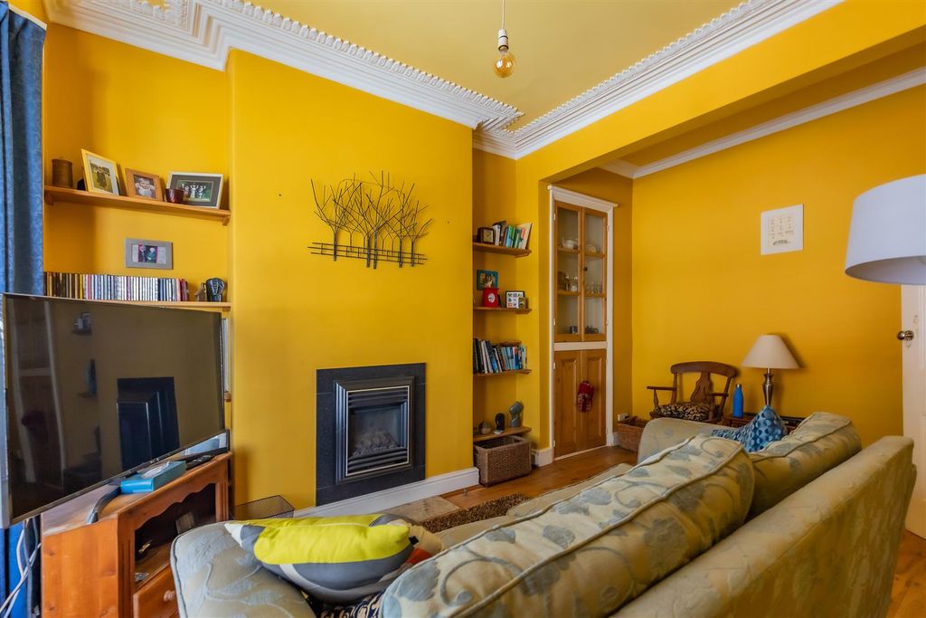 Property photo 3 of 20 71 (11 Of 20).Jpg