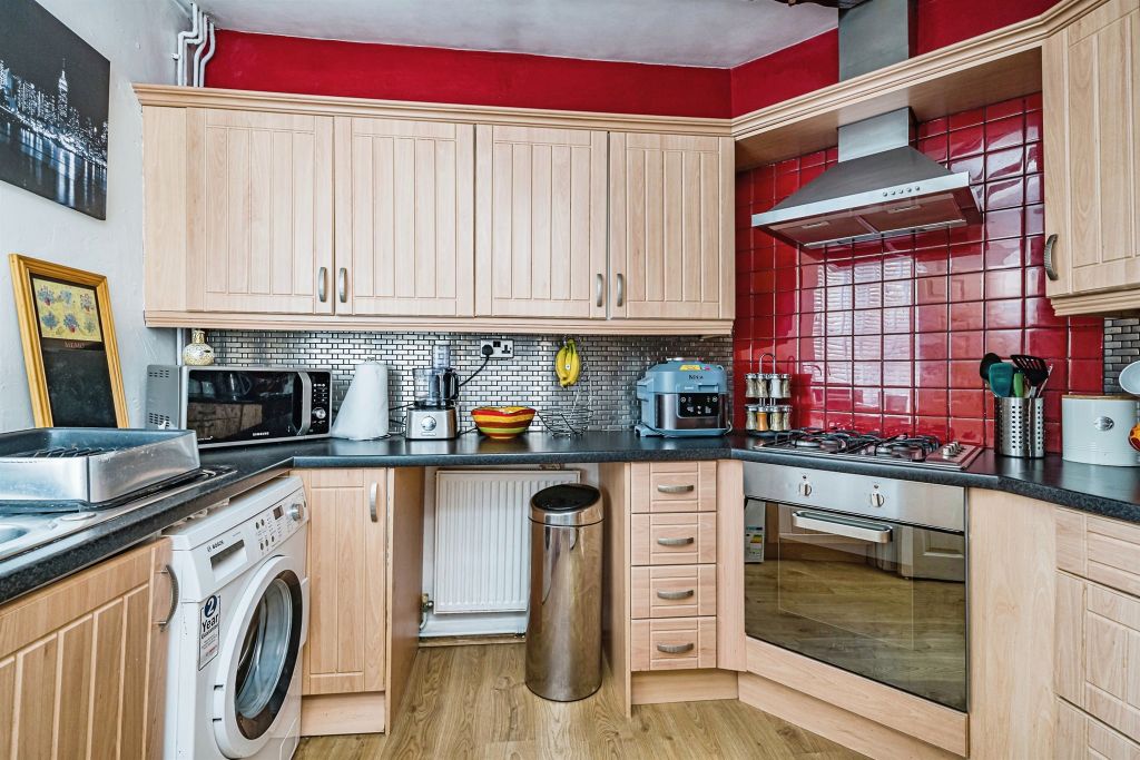Property photo 3 of 13