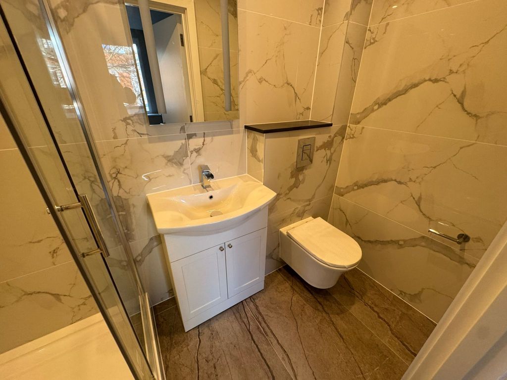 Property photo 3 of 3 Gallery