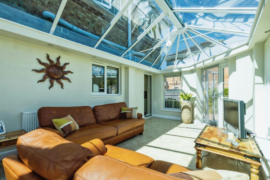 Property photo 3 of 17 Photo #3