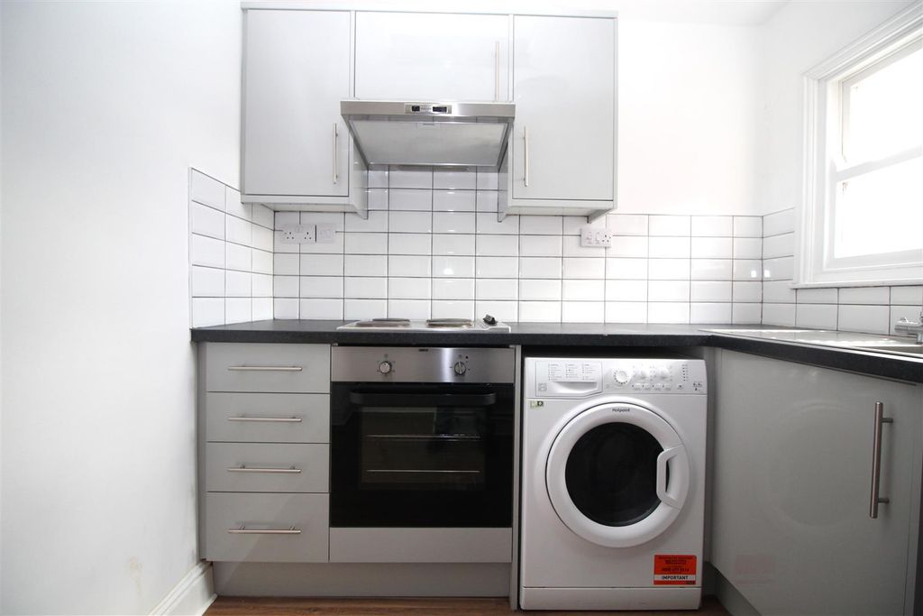 Property photo 3 of 8 Img_0179.Jpg