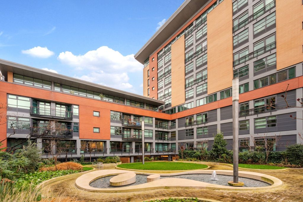 Property photo 2 of 4