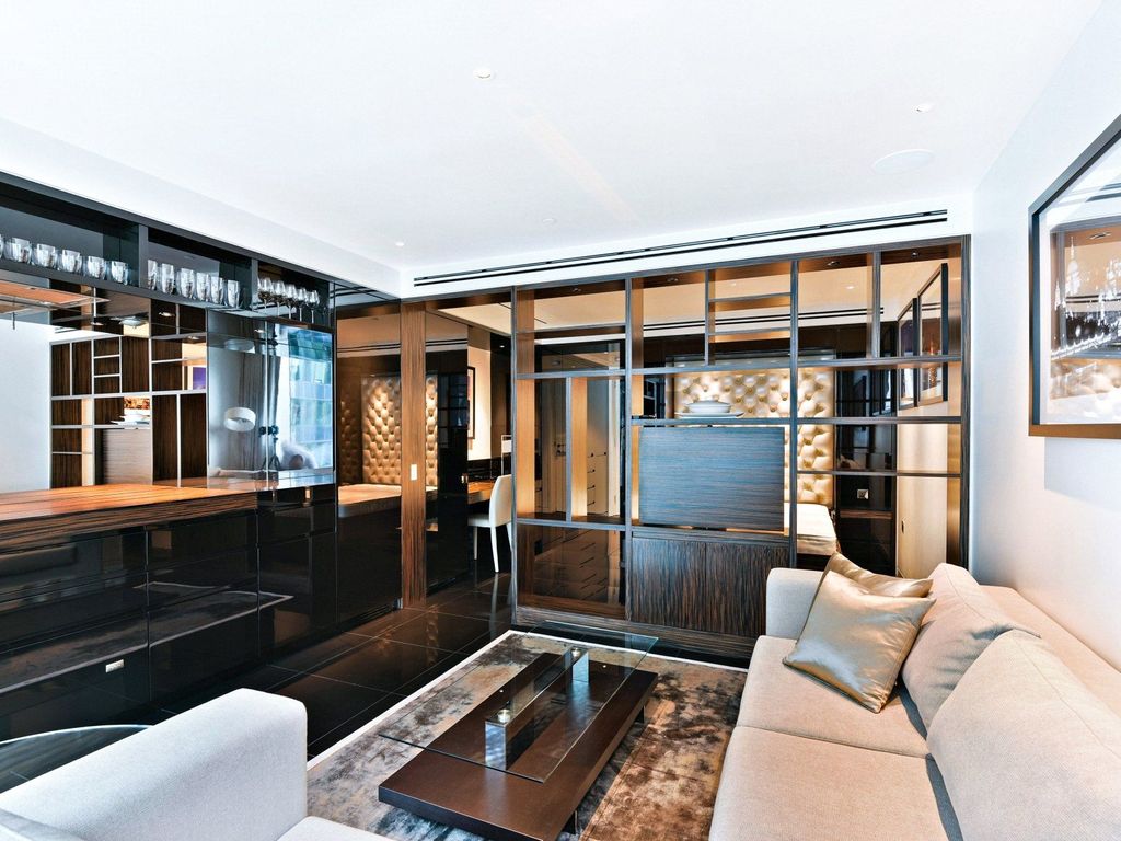 Property photo 2 of 15 City Of London,Heron