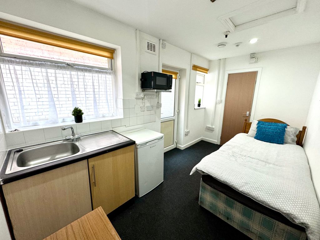 Property photo 2 of 4