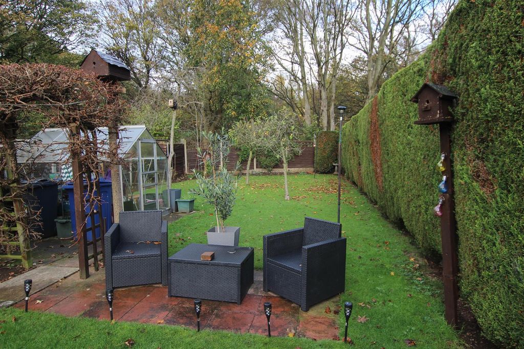 Property photo 2 of 18 Rear Garden