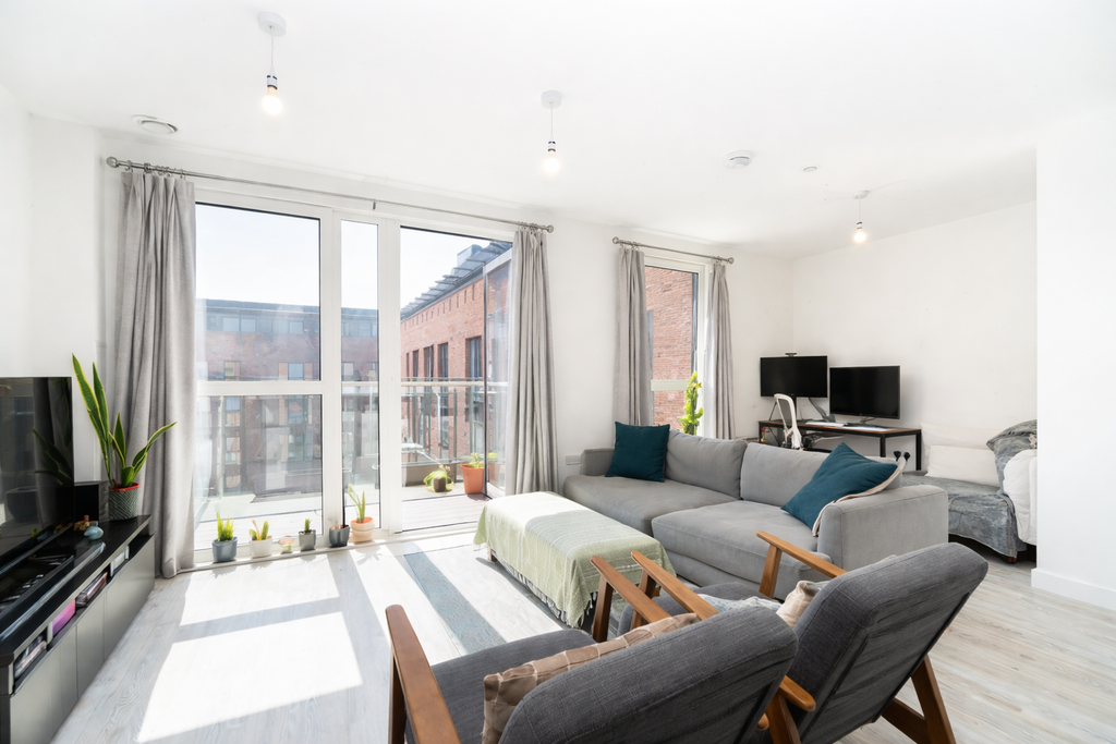 Property photo 1 of 21 Modern 2-Bed Apartment | 2 Balconies | En-Suite | 990+ Year Lease | Upton Gardens - Chain Free