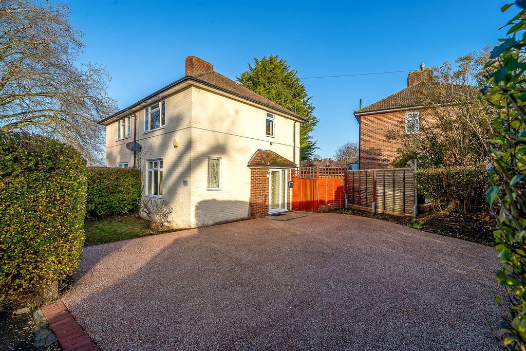 Property photo 1 of 15 External