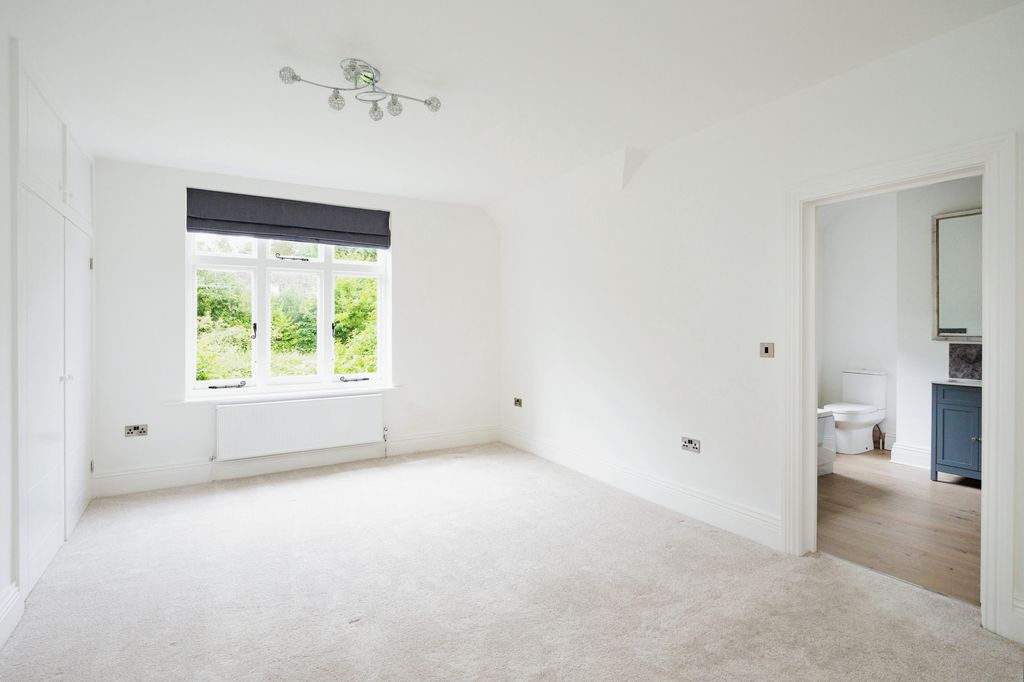 Additional image 12 of 5 bed detached house to rentGoldsmiths Avenue, Crowborough, East Sussex TN6