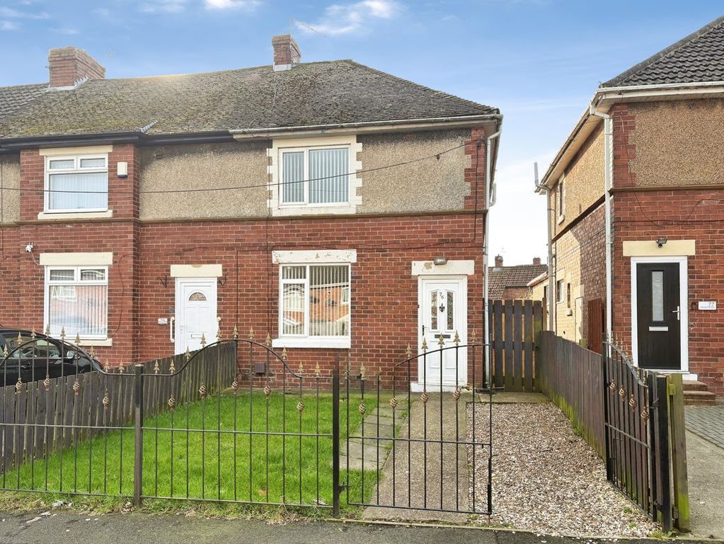 Property photo 1 of 8 Photo 5