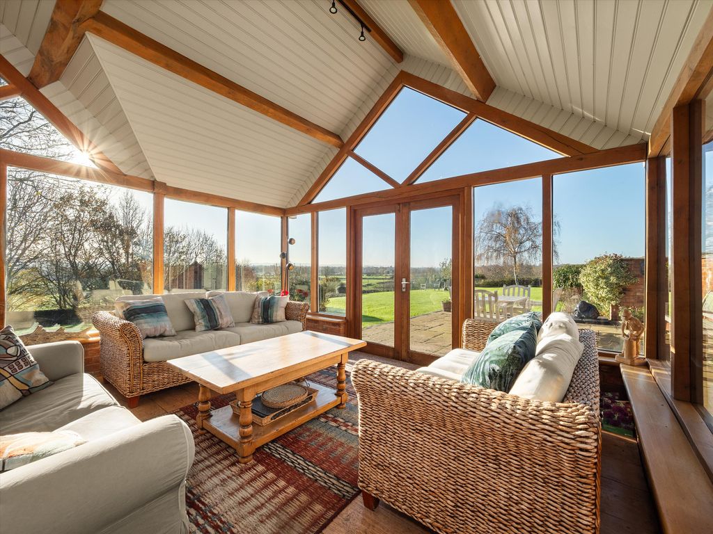 Property photo 3 of 50 Image