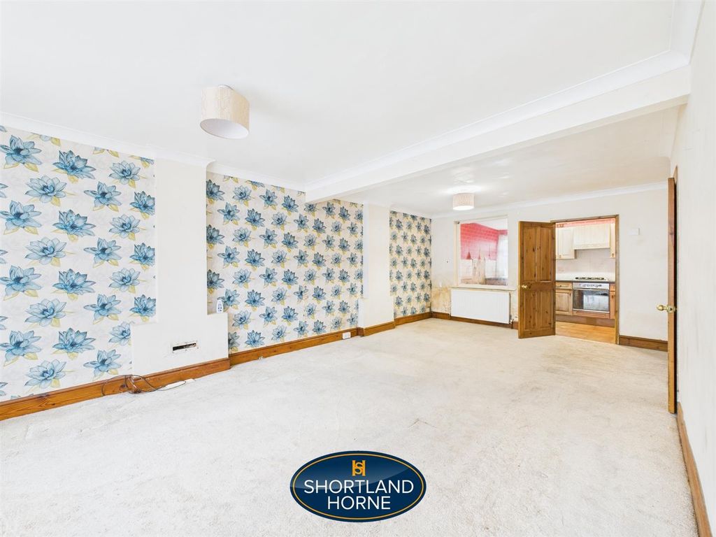 Property photo 1 of 13 Lounge/Dining Room