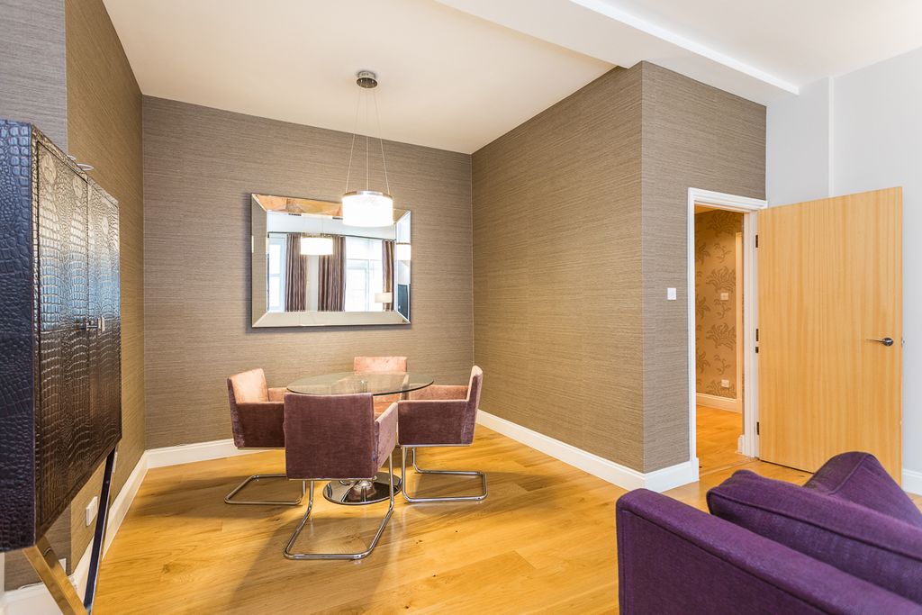 Property photo 3 of 12 Photo 10