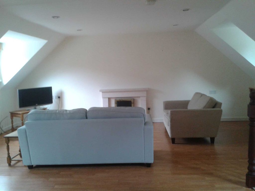 Property photo 2 of 2