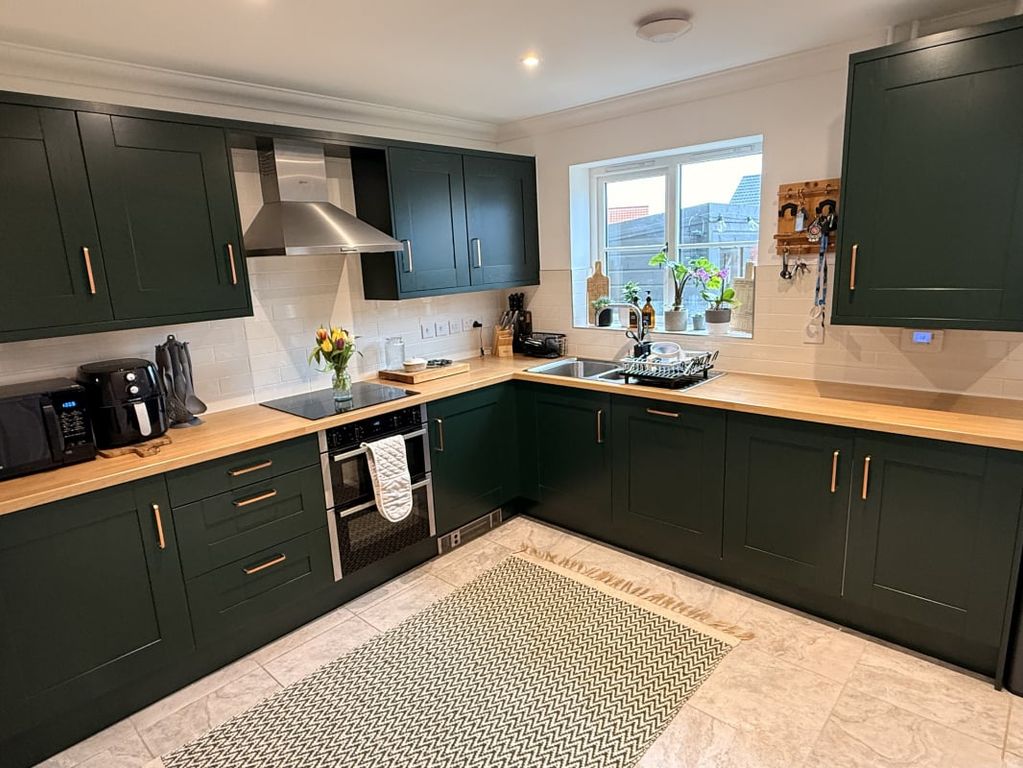 Property photo 3 of 24