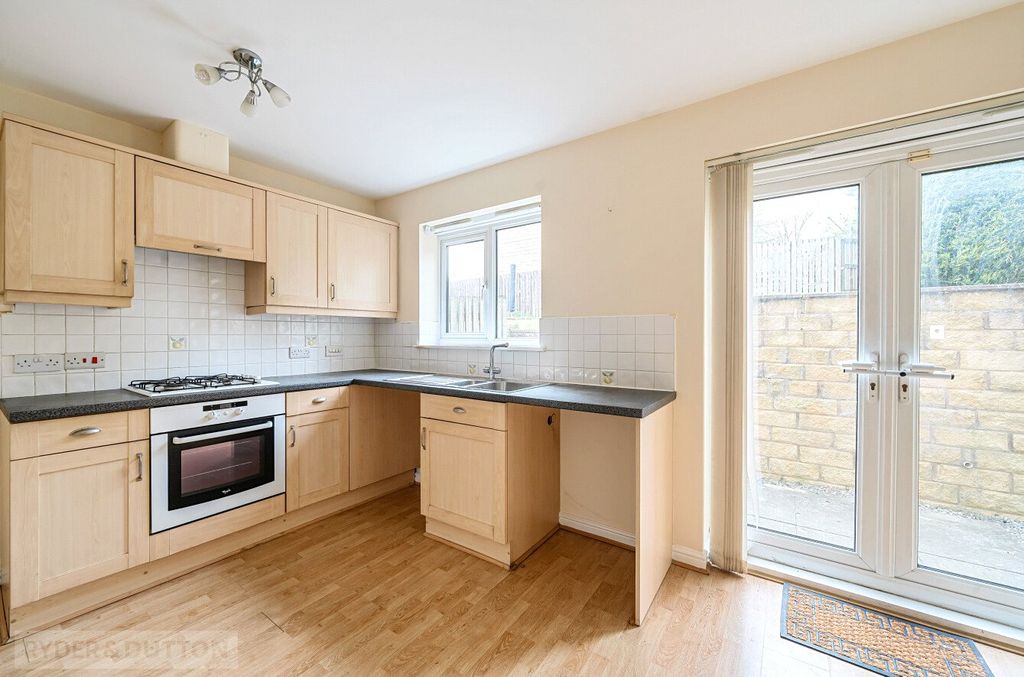 Property photo 3 of 16 Kitchen Diner