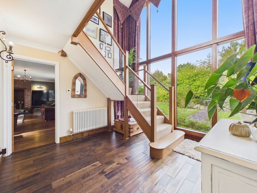Property photo 2 of 48