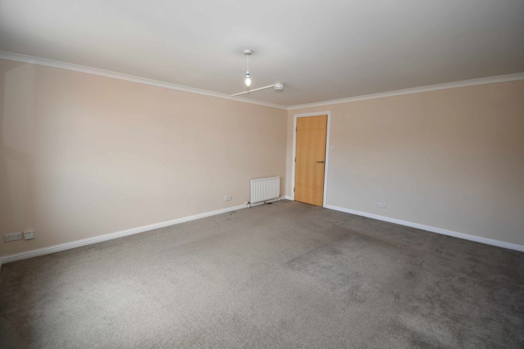 Property photo 3 of 10 Photo