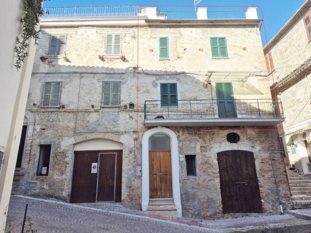 Property photo 1 of 20