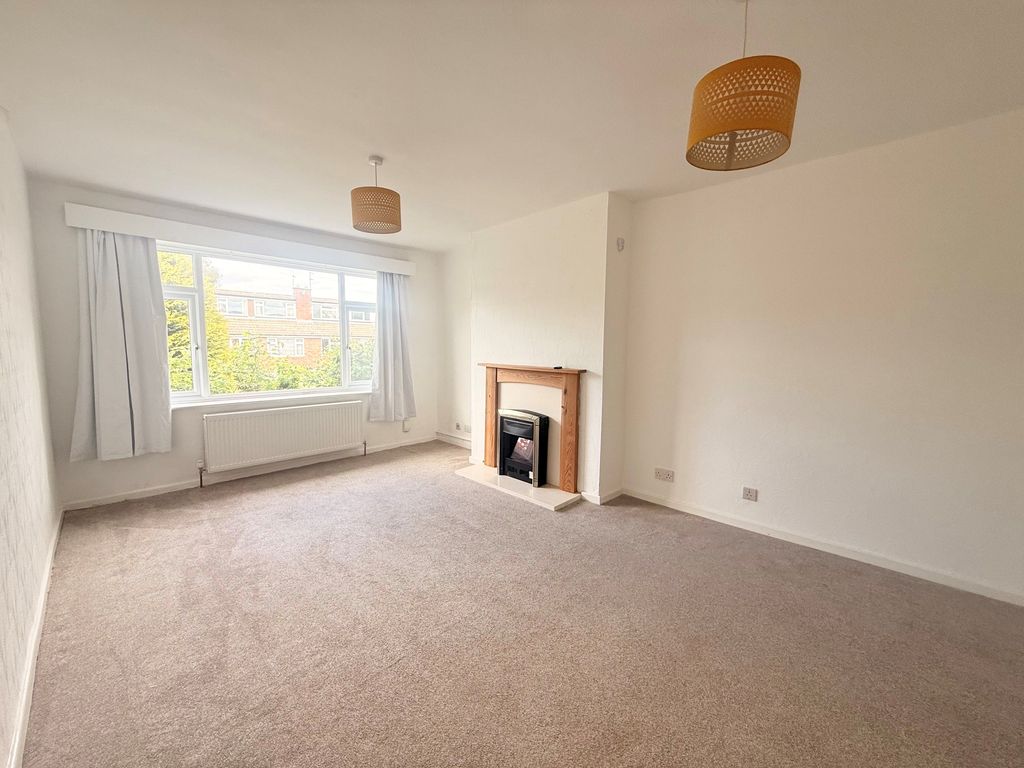 Property photo 3 of 12 Living Room