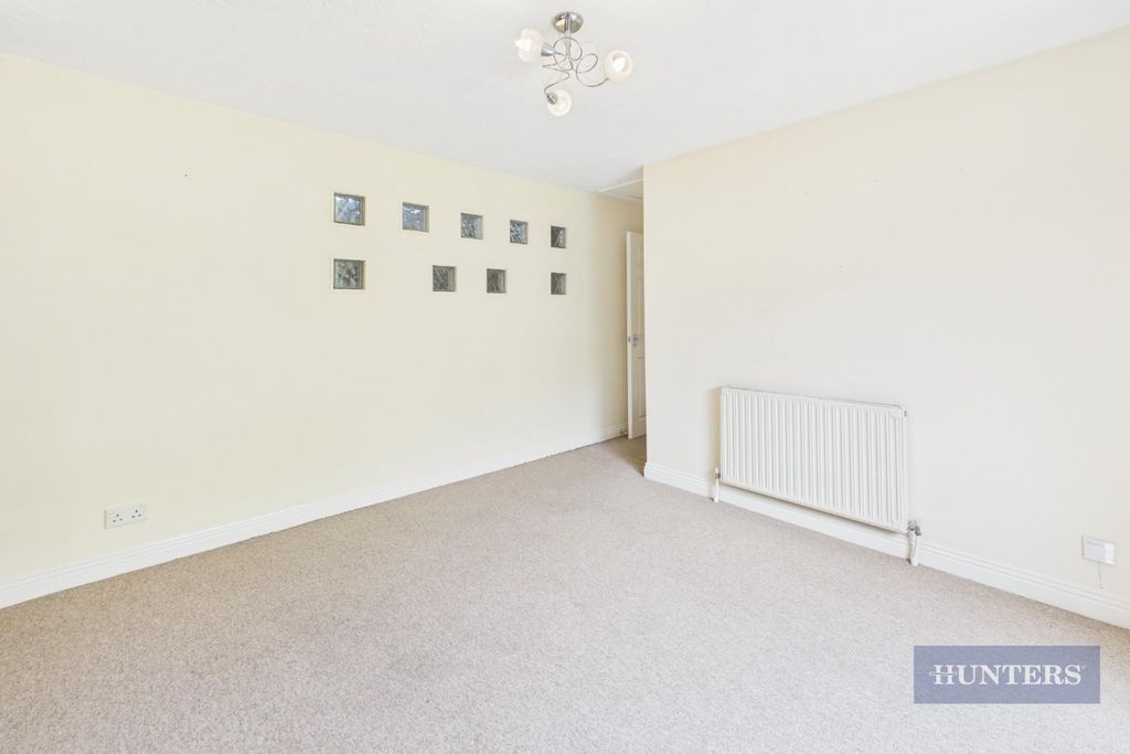 Property photo 3 of 12 Cam05152G0-Pr0425-Still010.Jpg