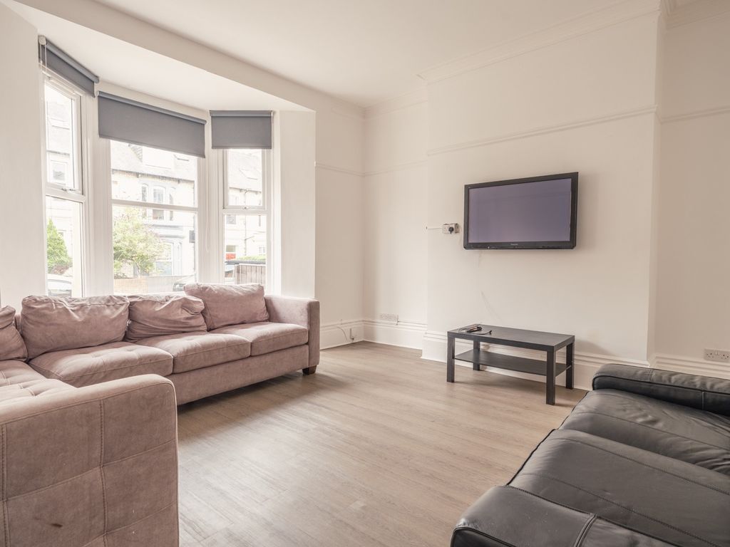 Property photo 1 of 24 4636170