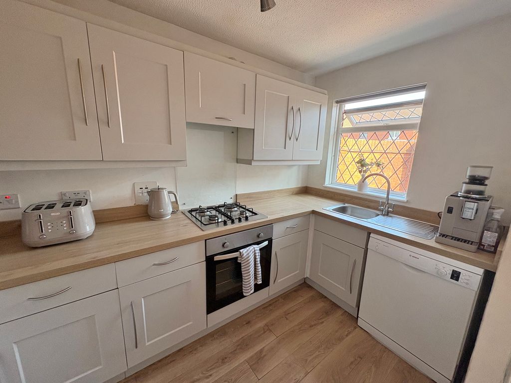 Property photo 3 of 16