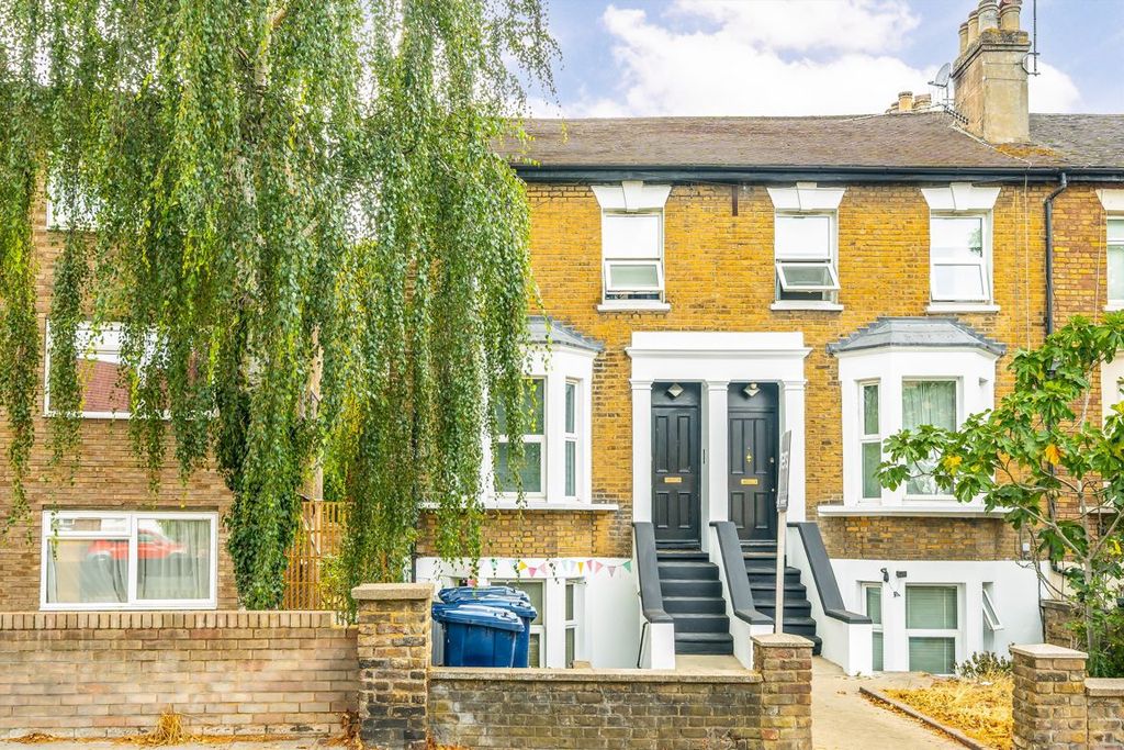 Property photo 1 of 6