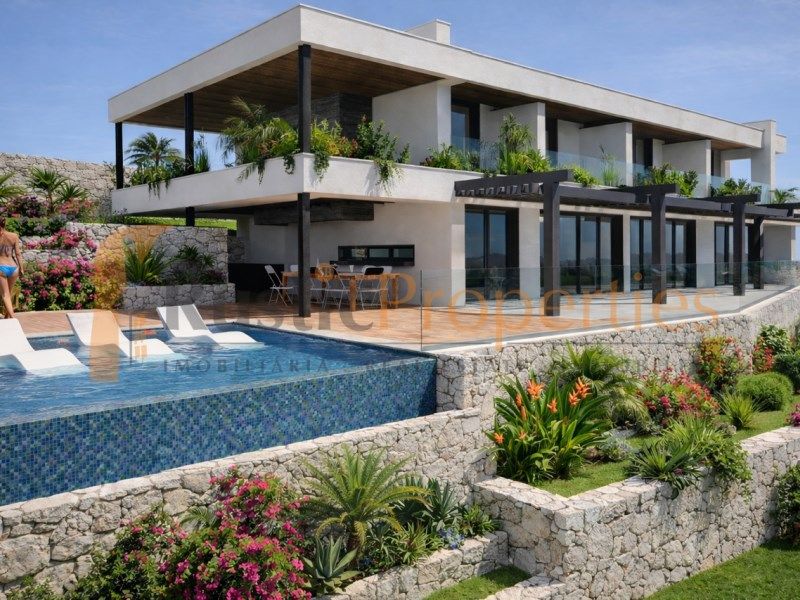 Property photo 1 of 4