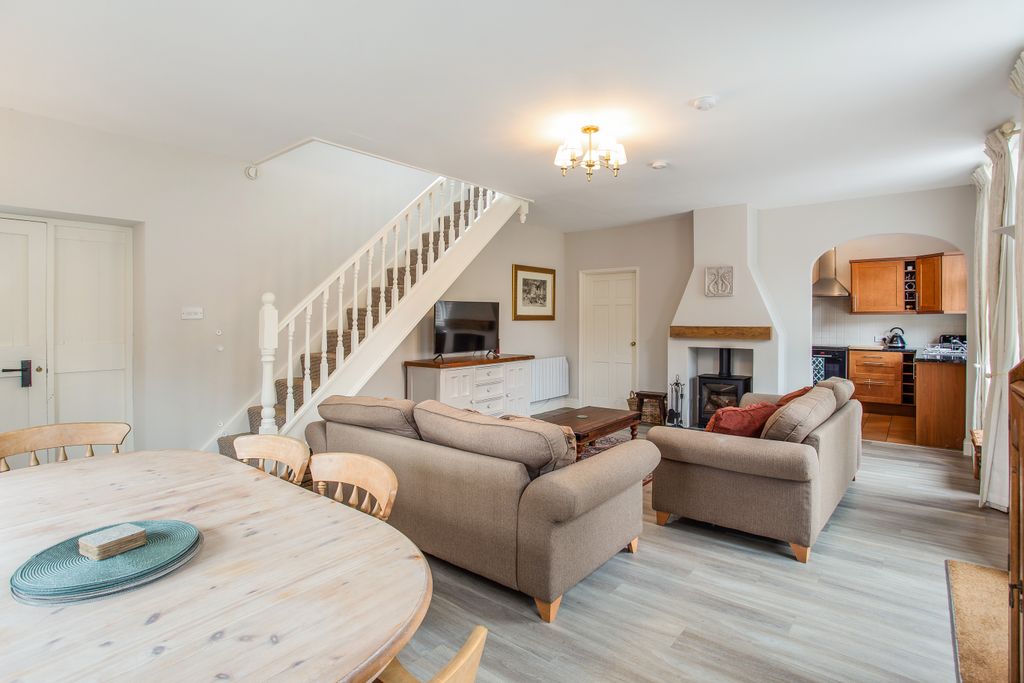 Property photo 2 of 23 76834_The-Coach-Hous