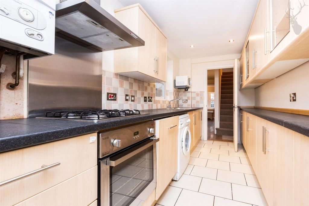 Property photo 3 of 8