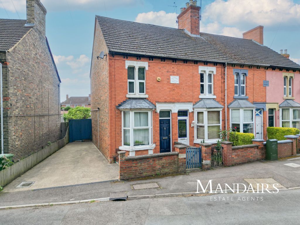 Property photo 1 of 16