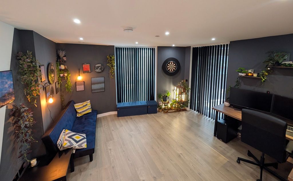 Property photo 1 of 26