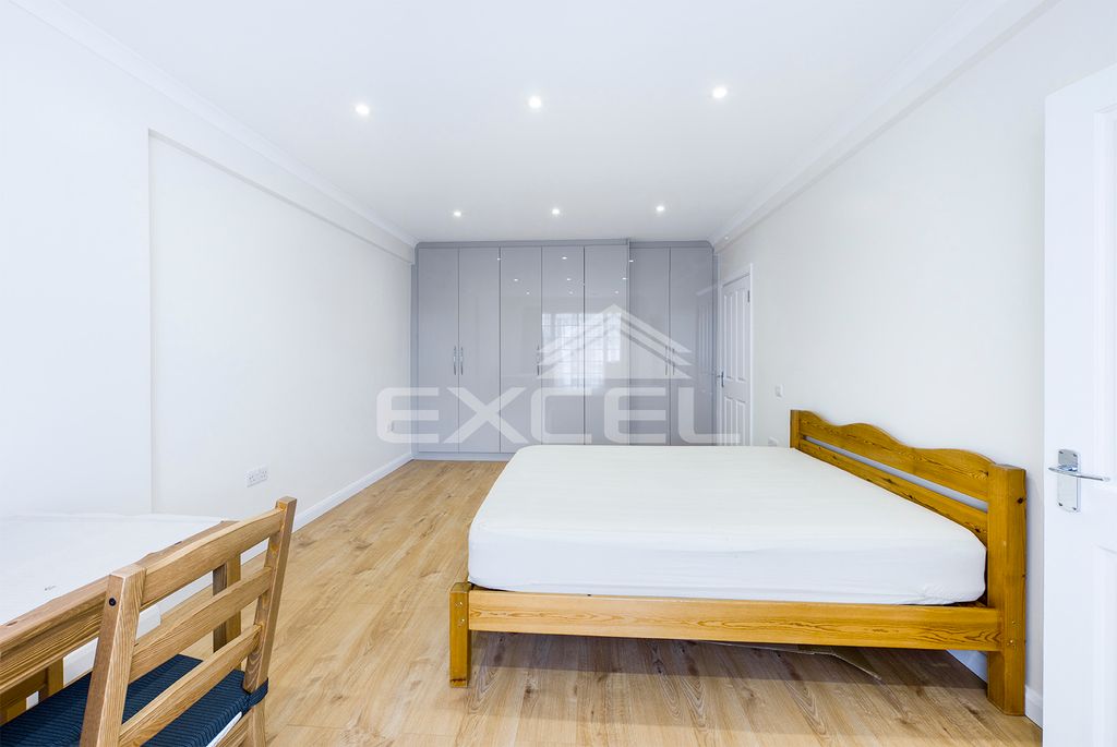 Property photo 1 of 3 Studio (2)
