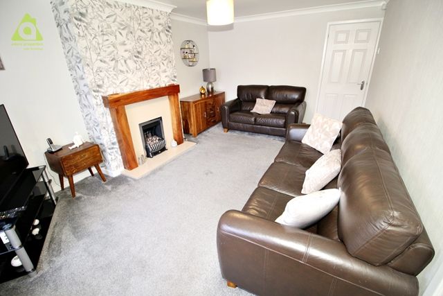 Property photo 3 of 20