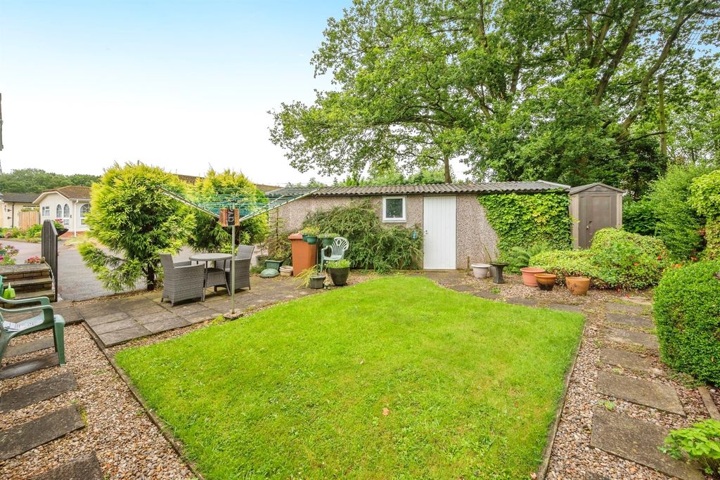 Property photo 3 of 15