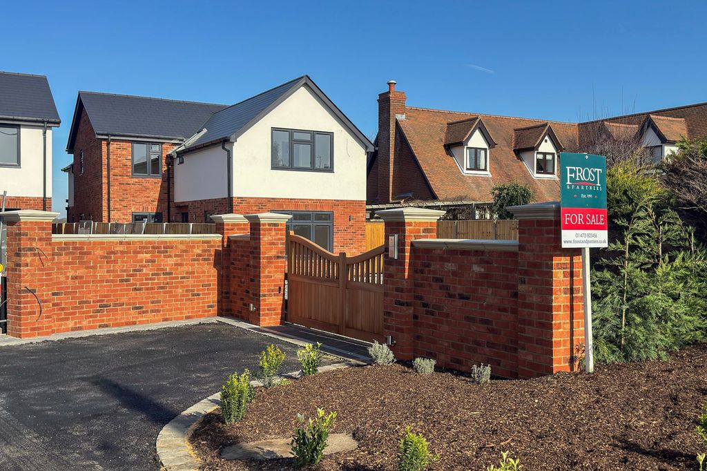 Property photo 1 of 38